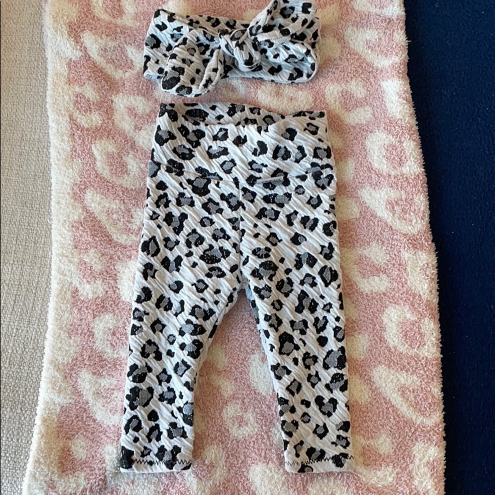 NB bow and pants